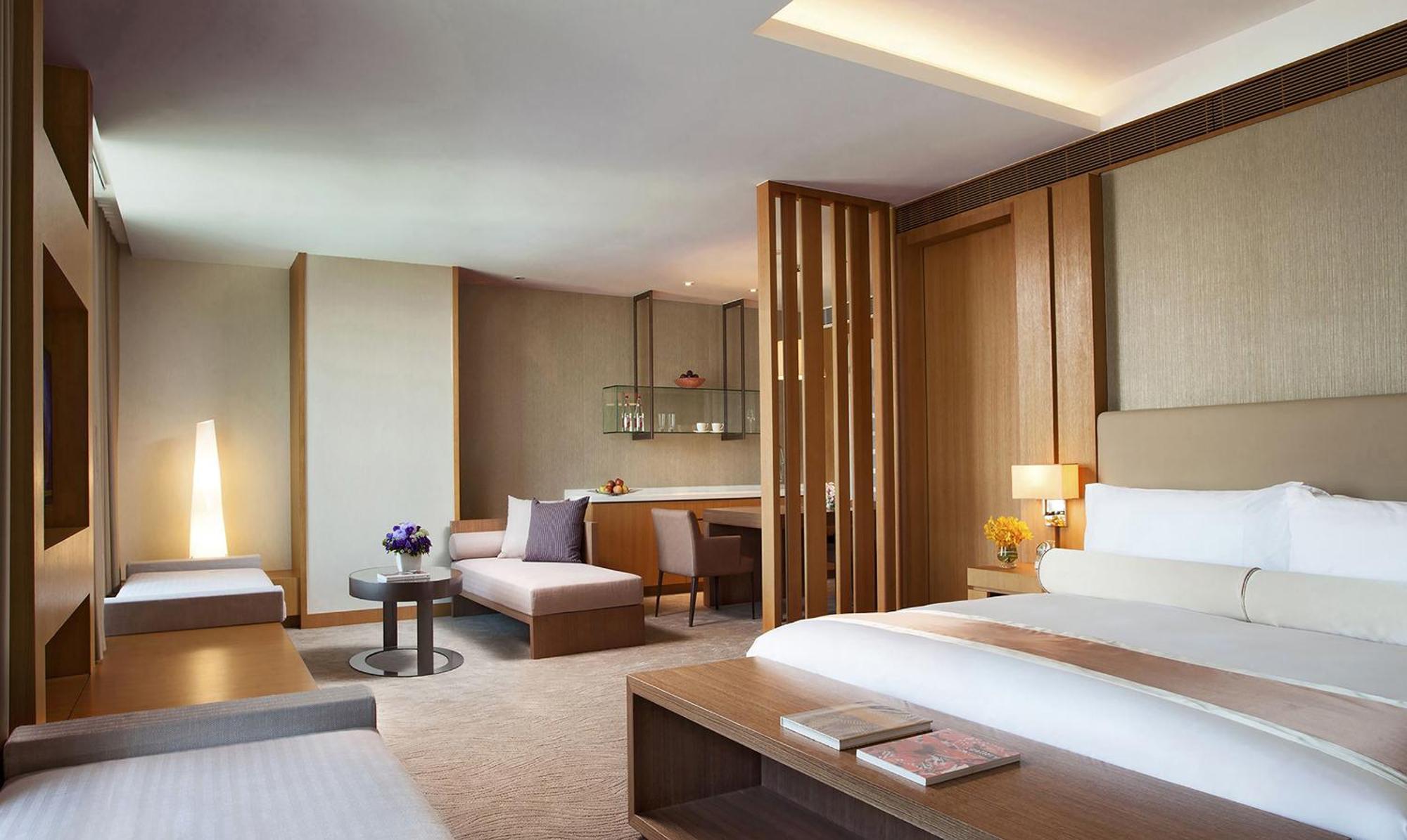 Millennium Hotel Taichung Extérieur photo A suite at the hotel
