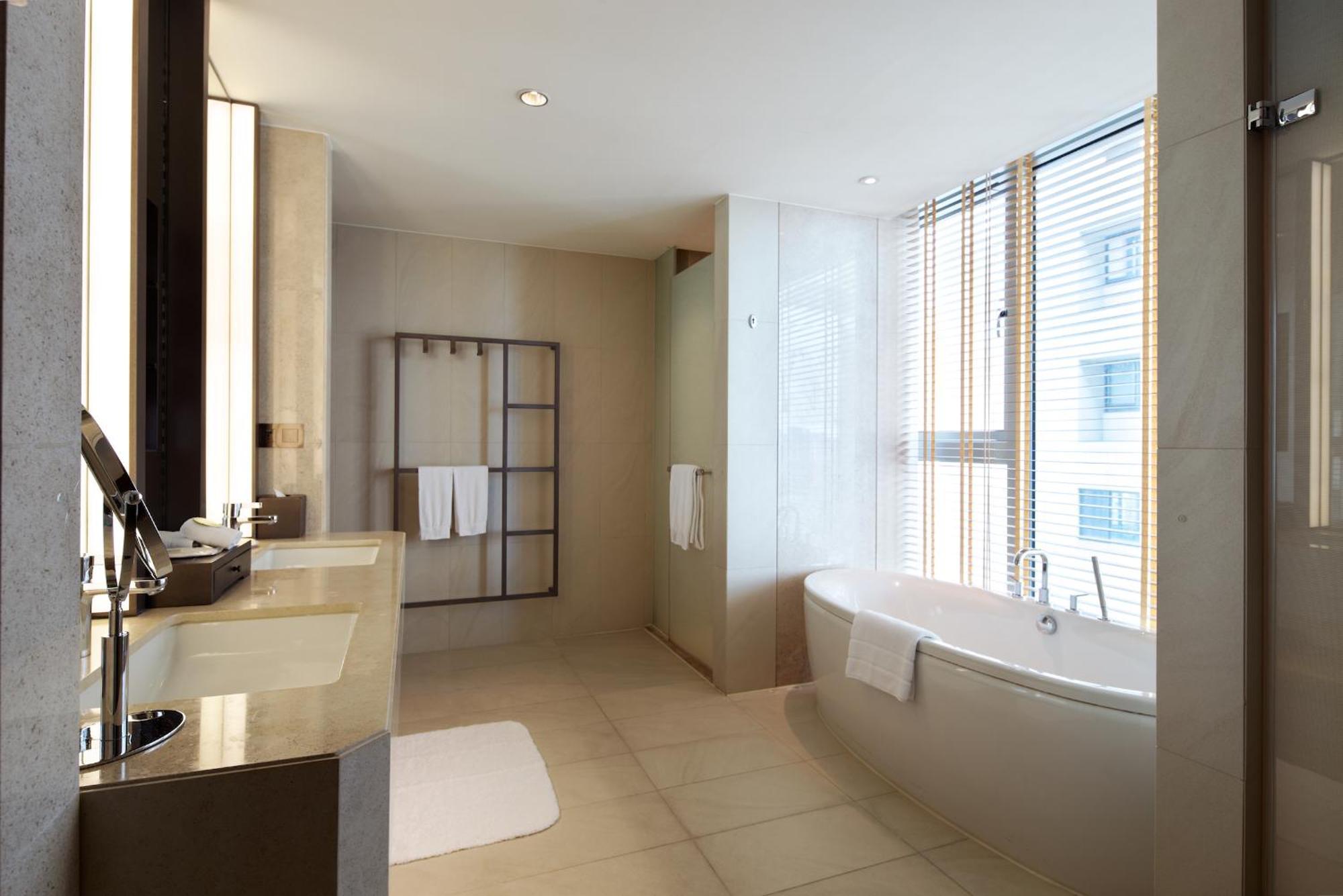 Millennium Hotel Taichung Extérieur photo