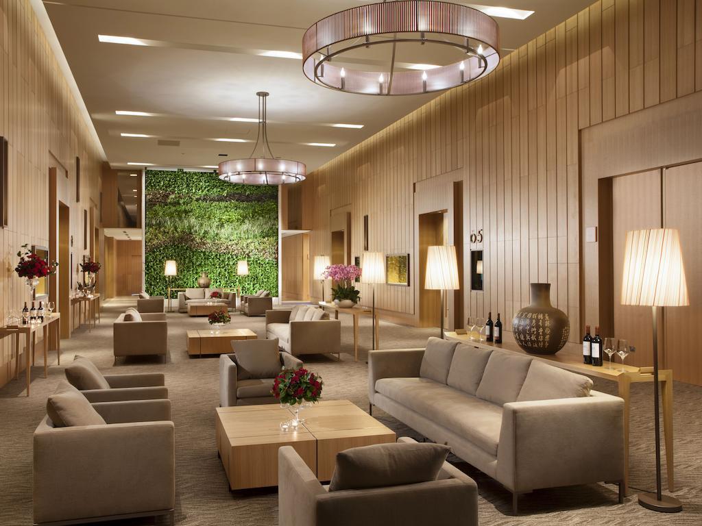 Millennium Hotel Taichung Extérieur photo The lobby of the hotel